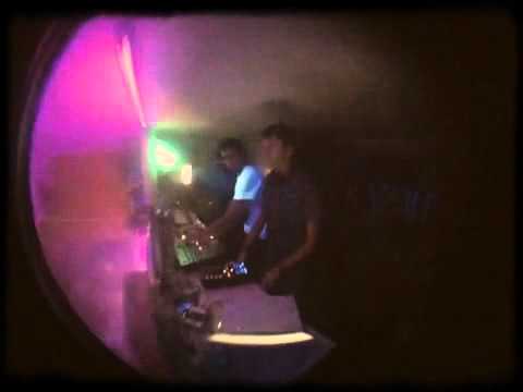 Dolfeels & jUANiTO B2B @ Status electroclub