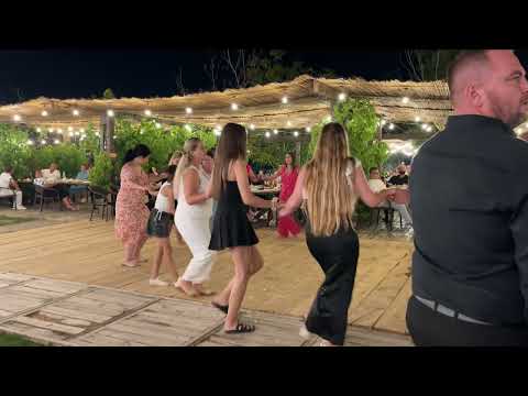 Fryn Veri-Familja Muça-Altin Ranxha-Klajdi Muça-Nr6-Te_Arrat_Agroturizëm