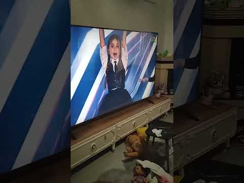 Alya'nın tabak üzerinde dönme oyunu 🐣🥴