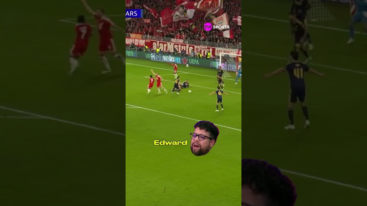 Momento da partida: NÓS TE ENTENDEMOS! �� Namore alguém que te elogie igual o Walace elogia o Kane! #shorts