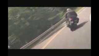 preview picture of video 'Chasing a Honda CBR up Wildcat Mountain in Wisconsin on Suzuki GSXR-600'