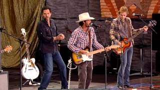 Ryan Bingham & the Dead Horses - Hard Times (Live at Farm Aid 2009)