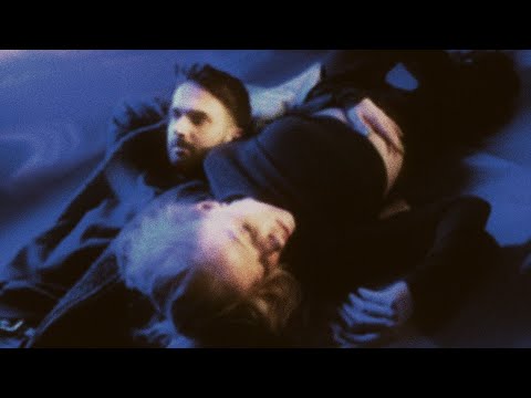 Keanu Blunt, Angelou - Šalia