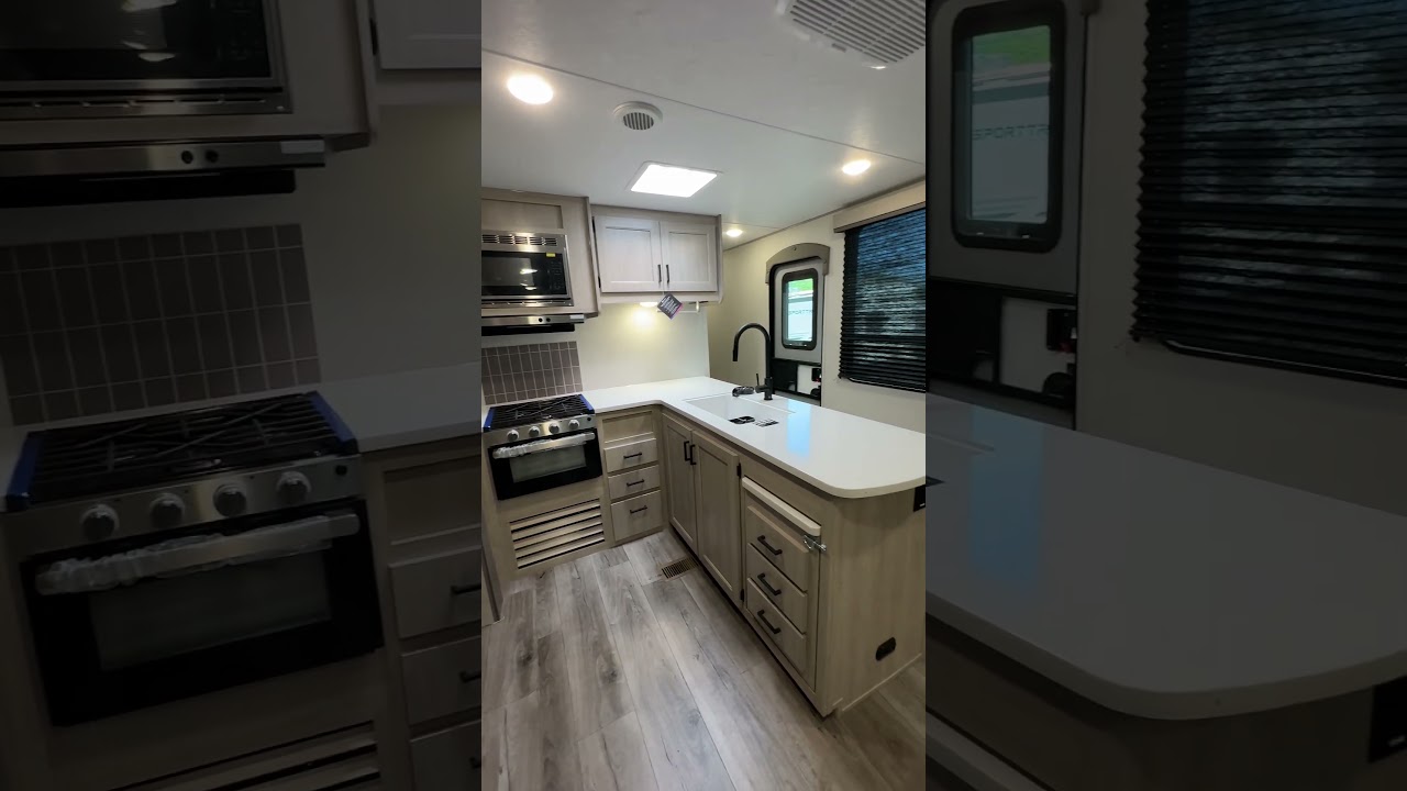 2026 Coachmen Catalina Legacy 283RNR TRAVEL TRAILER