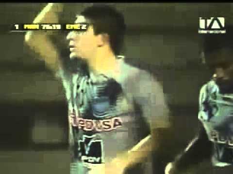 Manta F.C. 1 C.S. EMELEC 2 01/24/2011 2do Gol (Eial Strahman)