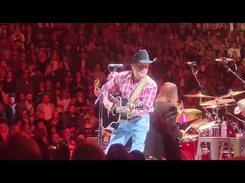 George Strait - Intro/Here for a good time/Ocean Front Property 12.3.22 LIVE Las Vegas