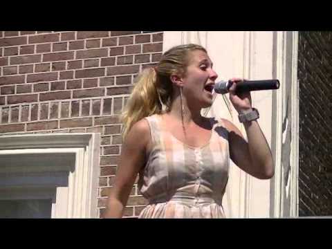 Barbe van den Brand - Bamboleo