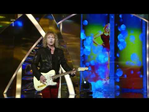 Peter Nagy & Indigo - Keď muž umýva auto