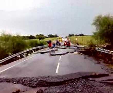 INUNDACION CARRETERA TORRECILLAS DE LA TIESA