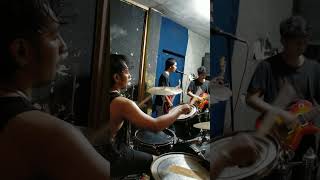 Download lagu Threesixty - berharap mampu (cover) mp3