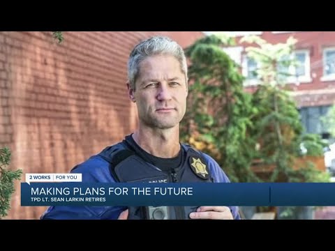 Tulsa Police Lt. Sean Larkin retires