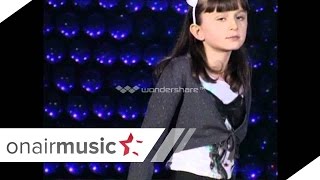 Ujvesa Jakupi - Zbuloj Me Vone