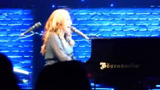 Tori Amos - 16 Shades of Blue HD @ Beacon Theatre NYC2 2014