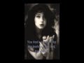 Kate Bush-Wuthering Heights w/Lyrics 