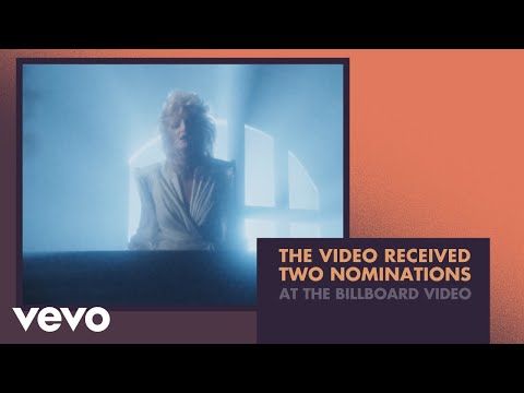 Bonnie Tyler - Total Eclipse of the Heart (Story Behind the Video)