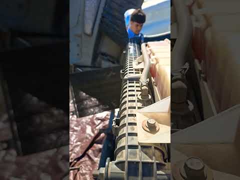 Replacing Radiator on Cascadia @Cummings
