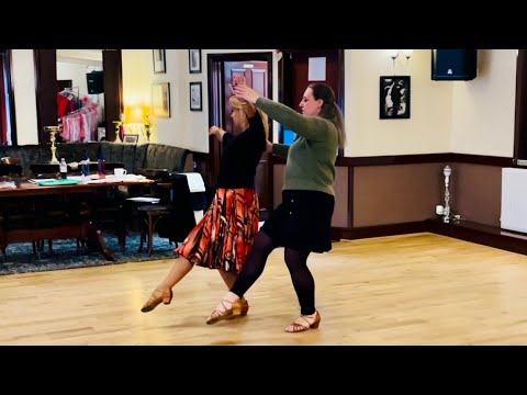 Saunter Shiraz - Classical Sequence Dance