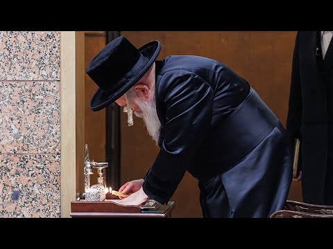 Bobover Rebbe Second night chanukah