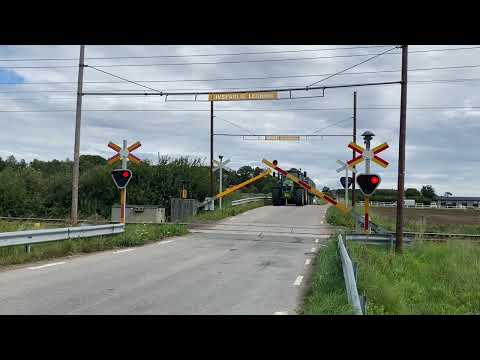 Järnvägsövergång Hultet / Swedish railroad crossing