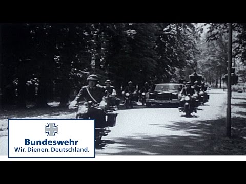 Classix: Eskortenschau der Feldjäger (1967) – Bundeswehr