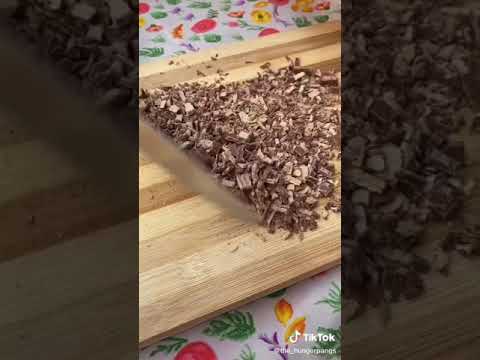 Cold chocolate milkshake easy recipe in  19 seconds_so  yummmmy with kit kat