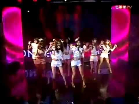 SNSD - Tell Me Your Wish (Genie) @ New Chocolate Phone Showcase 2/3 Oct15.2009 GILRS' GENERATION