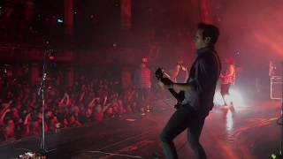 Senses Fail live backstage - Family Tradition & NJ Makes the World Takes