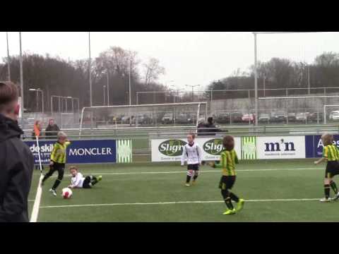 2017 MRT 18 - Gr. Willem II JO9-3 - Meerburg JO9-4 (8-2) - 2e helft