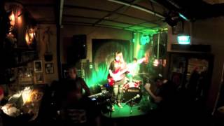 Grannies Smoking Pipes - Silmänräbäytys @ KB (Ruskafestarit 2015)