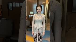 Download lagu Kebaya Brokat Terbaru Syifa Hadju 2023 #shorts #short #kebayamodern #kebayabrokat #kebayaterbaru mp3