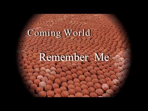 Coming World Remember Me - Melle helpt mee beeldjes plaatsen.