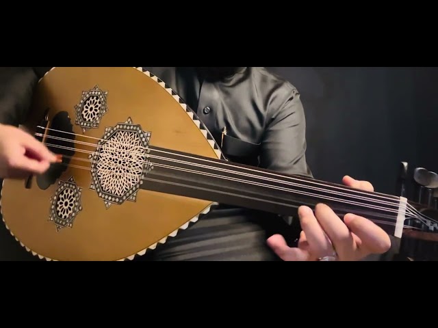 عود موسيقي شرقي فاخر برسمة أم كلثوم