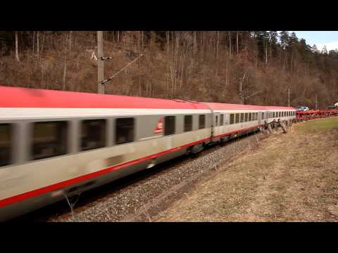 Arlbergbahn Bludenz IC Zug mit Taurus