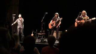 The Wood Song Indigo Girls (Amy Ray, Emily Saliers, Lyris Hung) Keswick Theater Glenside PA 10/12/18
