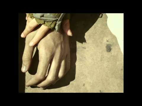 A través de los párpados, de Luis Briones