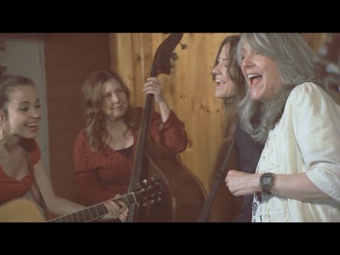 Steam Powered Aereo Plane (feat. Kathy Mattea)