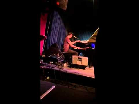 Sun Rai @ Bennetts Lane 01