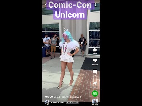 #SDCC Comic-Con Unicorn 2022 Day 1 in the Street