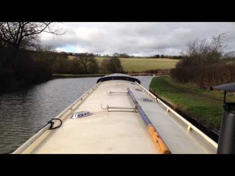Ed's narrowboat Ep.11 alternator fit and quick trip.