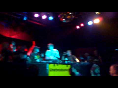 ABSCHUSS CLOSING 14.11.09 @ Das Rind -  EWE  will nochma Ballern