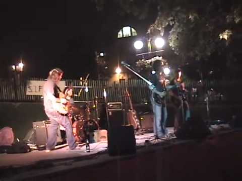 Self Cynic - Misbehave (Live @ McGill Frosh 2008)