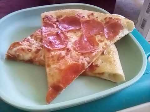 pizza hut stuffed crust pizza PLAYSTATION TV COMMERCIAL YOUTUBE 1998-1999 1997-2000 DEMO DISC CRASH