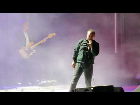 Future Islands - Tin Man / Vireo's Eye (live)