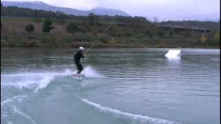 preview picture of video 'WakeBoard in the -HotLake- CablePark,Pescara,Abruzzo,Italy'