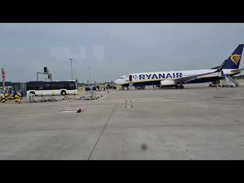 London Stansted Airport Bus ride