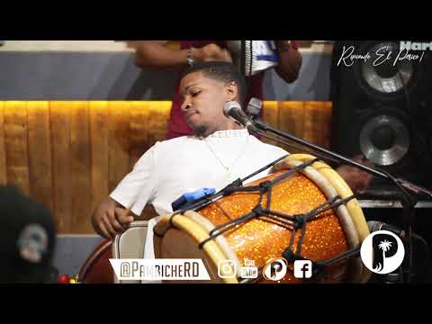 El Cuarteto Tierra Adentro Con El Chamakito Acordeon - Mañana Me Voy De Aqui