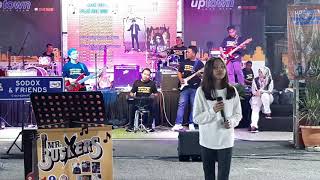 Download lagu Berpisah Jua lgu pilihan Nurul Iman utk pengunjung Uptown Shah Alam... mp3 Download lagu Berpisah Jua lgu pilihan Nurul Iman utk pengunjung Uptown Shah Alam... mp3