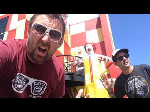 TDW 1193 - Worlds Largest & Most Unique McDonalds