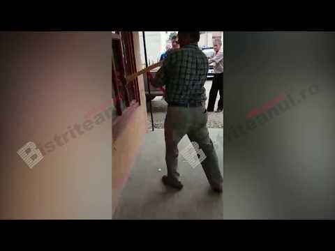 Primarul din Uriu evacueaza silit un bar din localitate