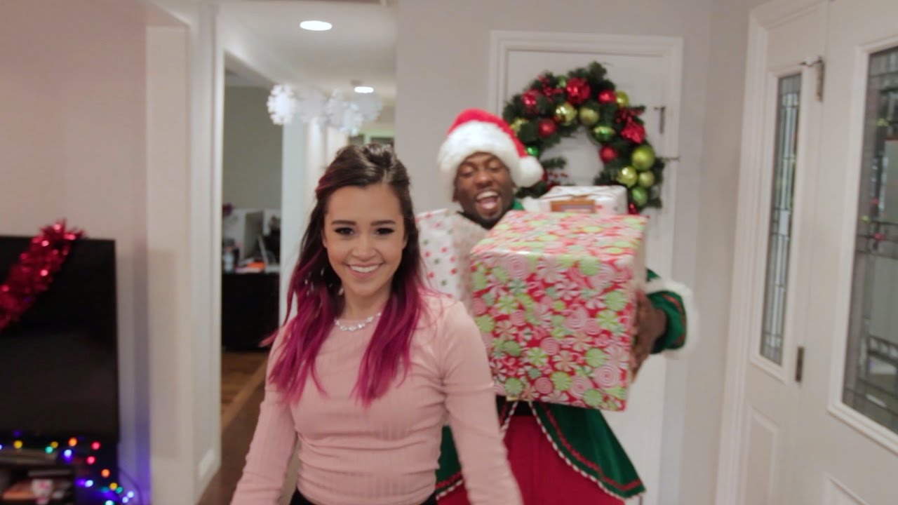 Megan Nicole — Jingle Bell Rock (Cover)